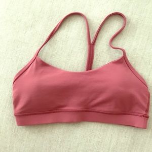 Lululemon Flow Y Bra. Size 6. Never worn.